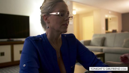 Big inches for this thick wife