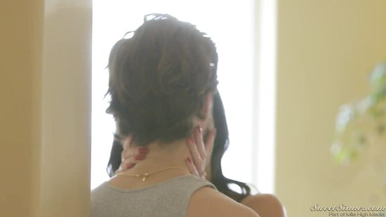 Spicy home action for a skinny wife