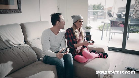 Insolent blonde goes full mode on brother's cock