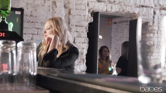 Blondie feels energized dick in her ass