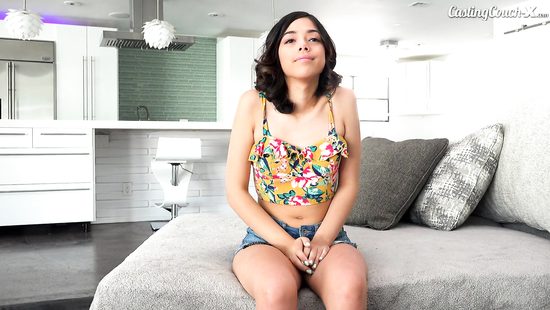 Amateur filmed putting white inches in her cunt