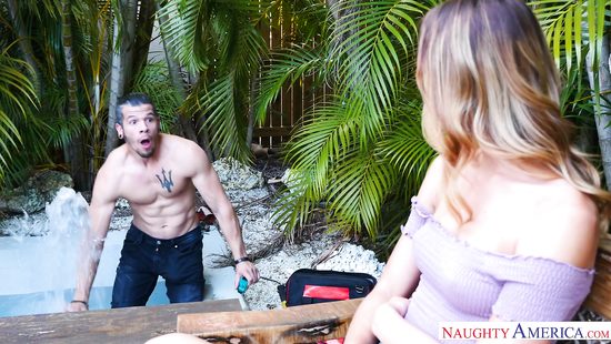 B itch rides dick on holiday