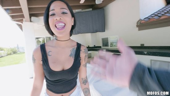 Appealing Asian rides the pole in POV