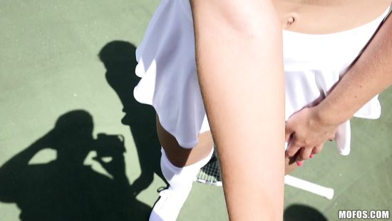 Brunette ebony tries anal sex in flawless POV