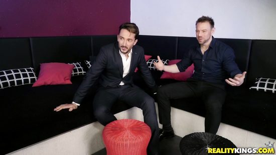 Dazzling blonde provide flawless foursome