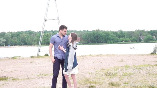 Teen petite rides boyfriend like a pro