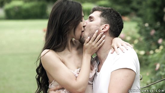 Merciless backyard anal for Lilu Moon