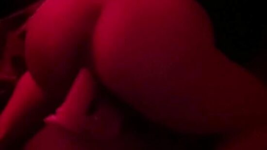 Трахаю себя раков в киску