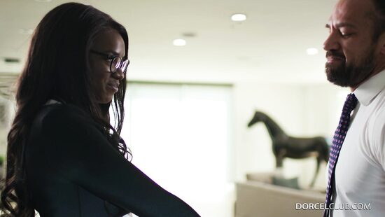 Obeying a black pussy