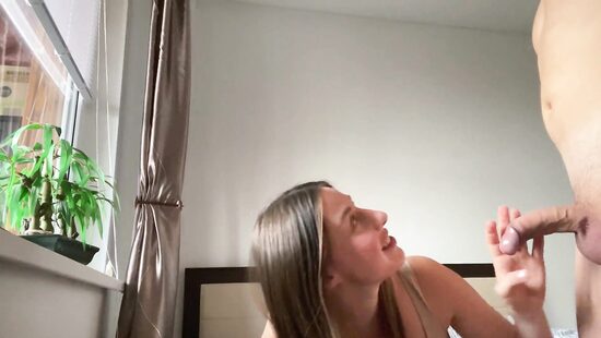 More interesting than tennis on a mobile phone?