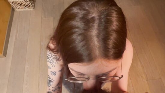 Smells like semen-flavoured paraffin