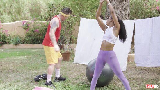 Hot chick seduces her neighbour.