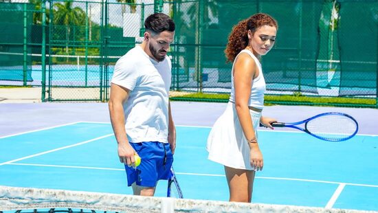 Like a real tennis player