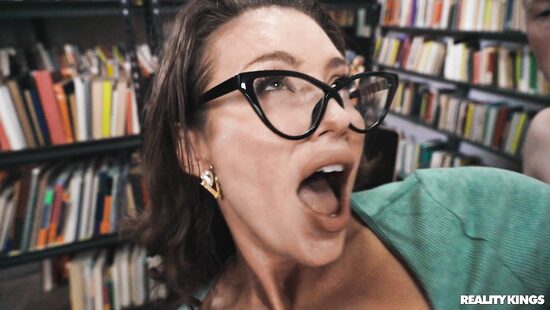 The meanness of bookworms