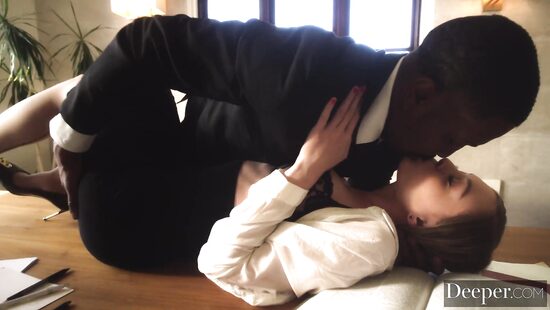 Gorgeous Amber Moore and her passion for sex