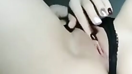 моя сладкая пися хочет больших и толстых членов!!!