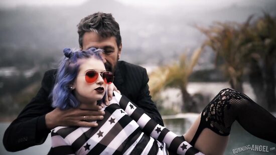 Young hottie wants a taste of ass