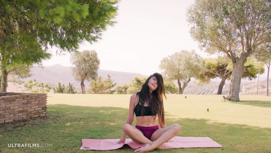 Afternoon asana and immersion in the self