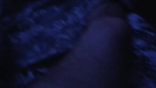 Моя романтик обстановка в спальне, телек показывает парнушку и ...