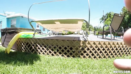 Appealing brunette taped doing amateur porn