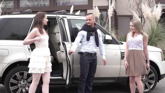 Appealing woman tries first DP on cam