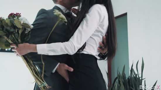 Deep morning sex for the skinny secretary