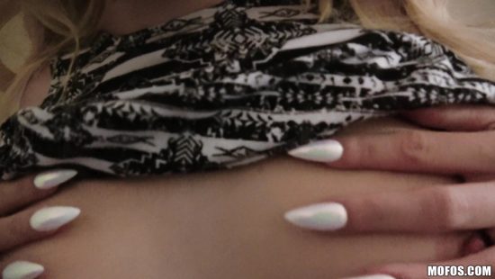 Huge inches for thin amateur with dirty idea