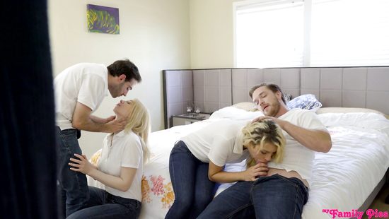 Exclusive group porn in home XXX action