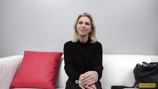 Amateur undresses during casting