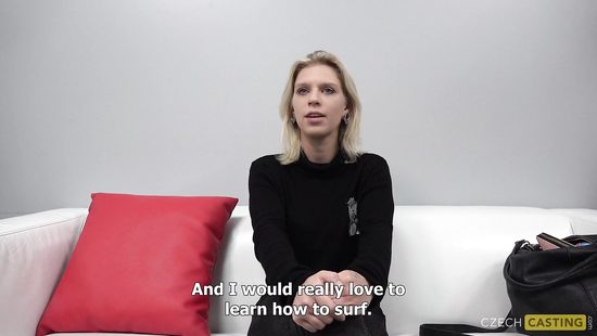 Amateur undresses during casting