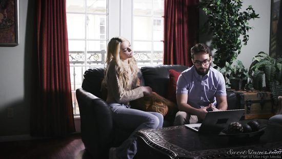 Blondie knows the right cure for stress