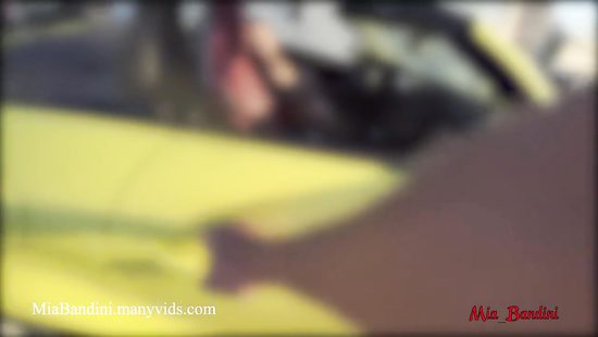 Amateur sucks dick on cam