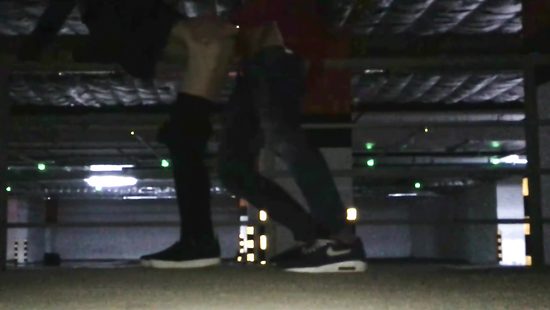 Blondie gags like a pro