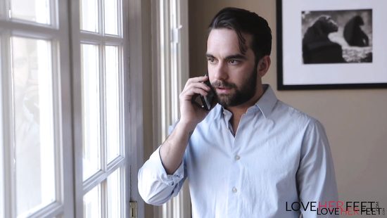 Thin hon feels it deep in both holes