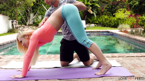 Outdoor POV foot fetish orgasms