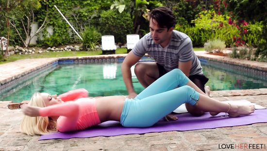 Outdoor POV foot fetish orgasms