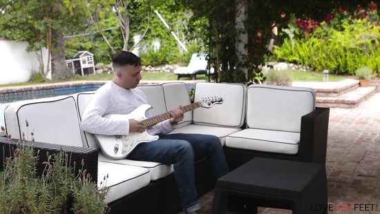 First foot fetish in the backyard