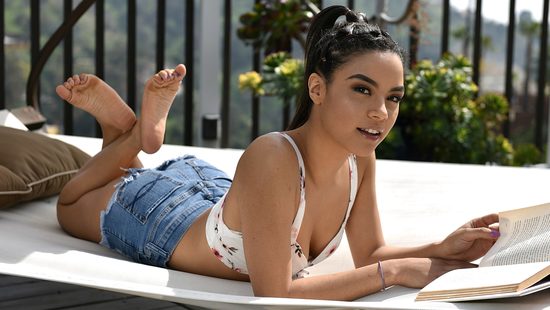 Nude vaginal in foot fetish home XXX