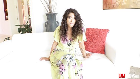 Closeup anal with a casting beauty