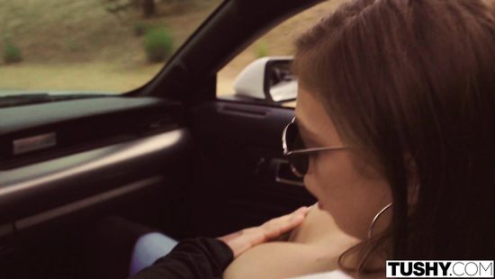 Anal makes hot MILF lose control