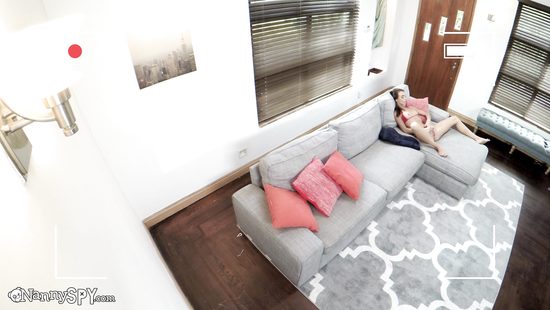 Big inches suit her G spot on cam