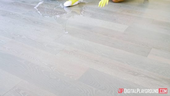 Cougar endures son's hard wood