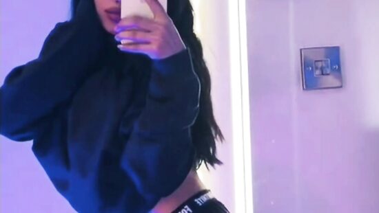 ;) я малышка