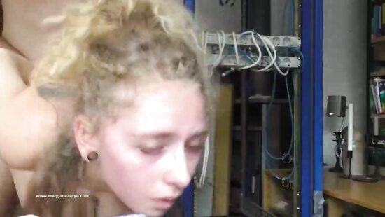 Как же она ярка оргазмировала...