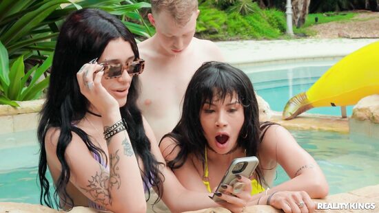 The hot porn from summer vacation