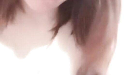 Устроил подружке романтический вечер 