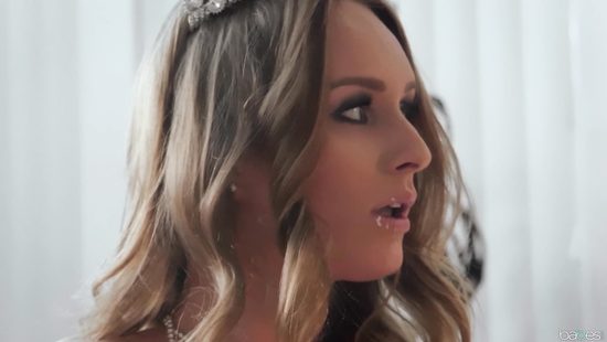 Fine babes share same dick in rough XXX