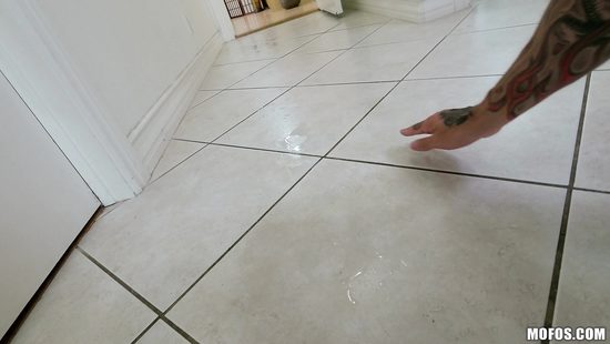 Bitches share cocks in crazy home POV