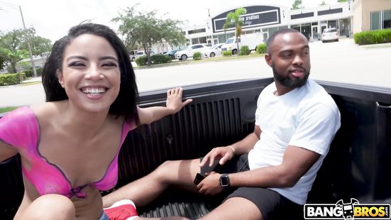 Outdoor sex with a random dude