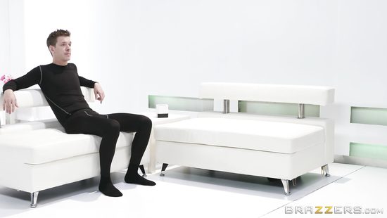 MILF acts like a whore in plain XXX